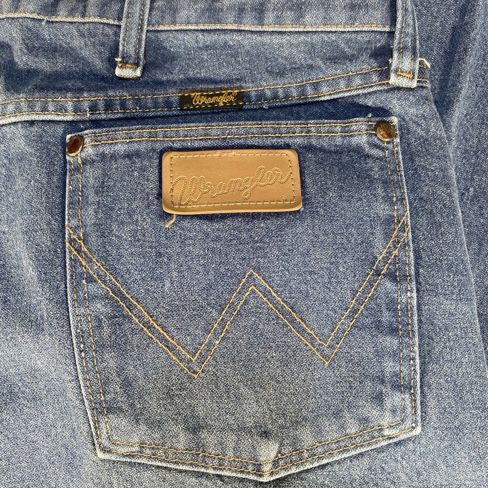 Wrangler - Picture 11 of 14